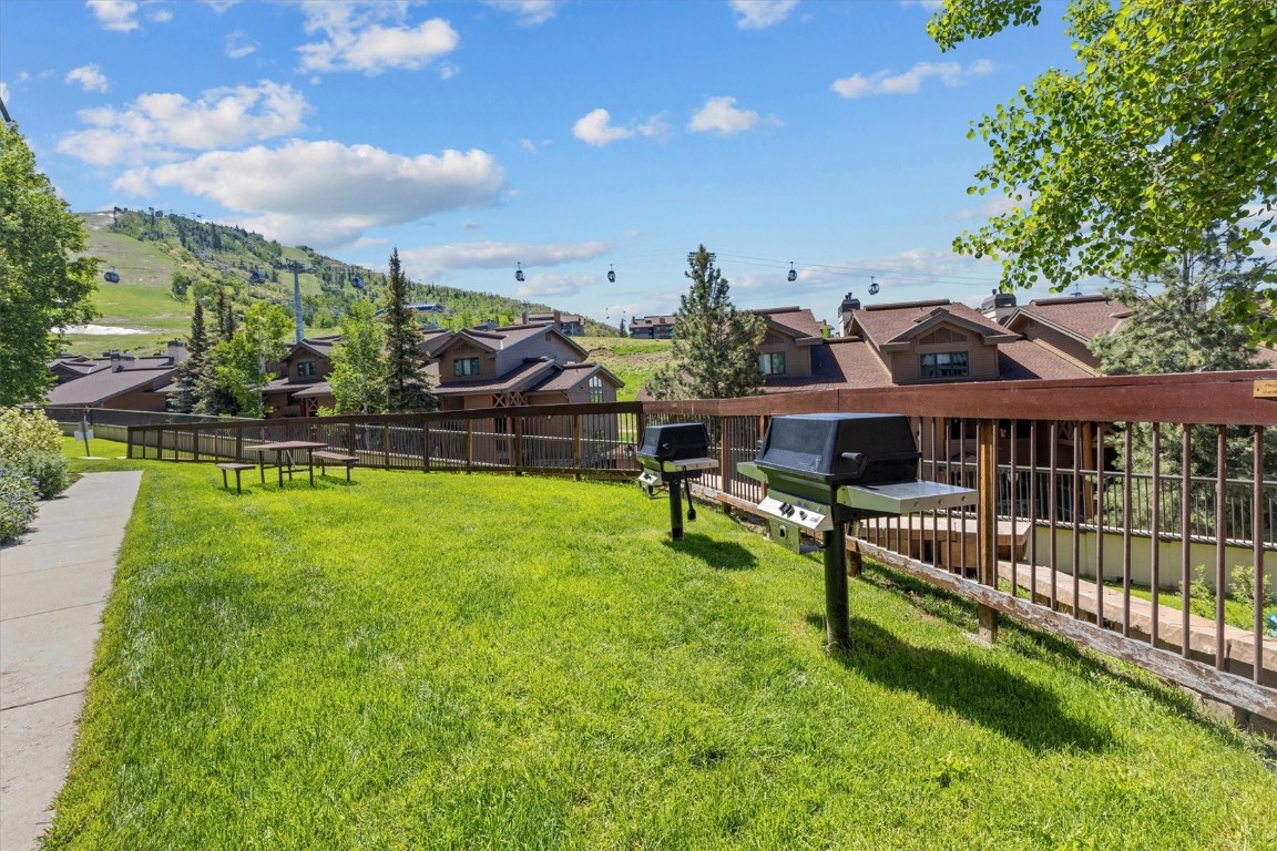 2215 Storm Meadows Drive 550 Property Photo 15