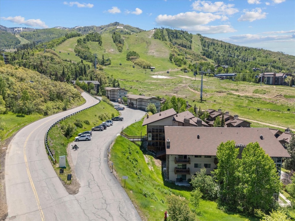 2215 Storm Meadows Drive 550 Property Photo 18