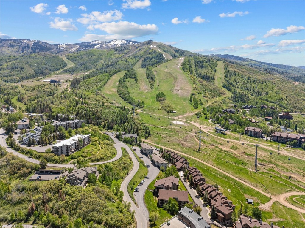 2215 Storm Meadows Drive 550 Property Photo 24