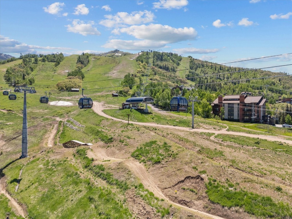 2215 Storm Meadows Drive 550 Property Photo 25