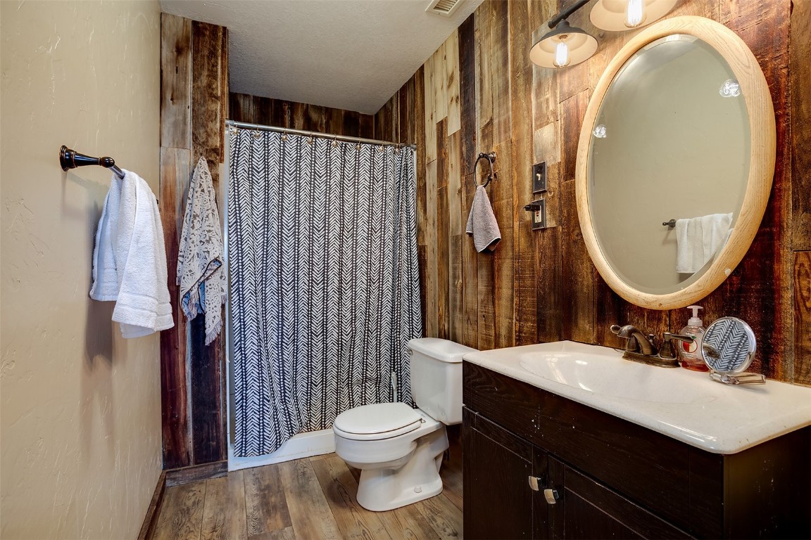 951 Alta Vista Drive Property Photo 15
