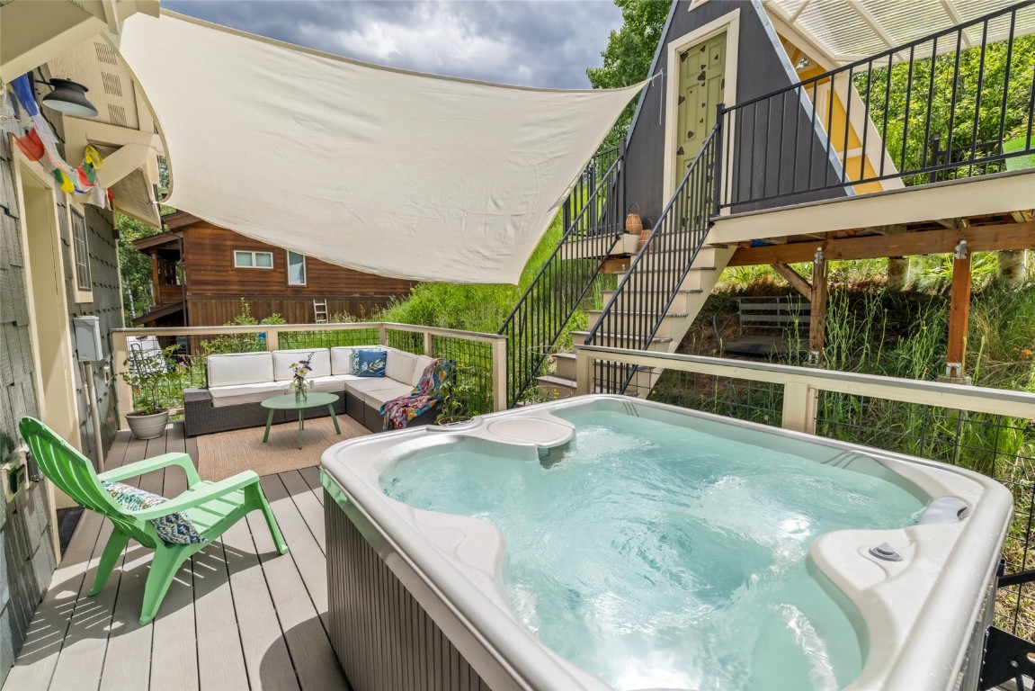 121 Hill Street Property Photo 33