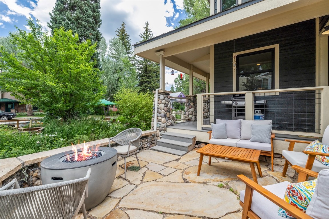 121 Hill Street Property Photo 40