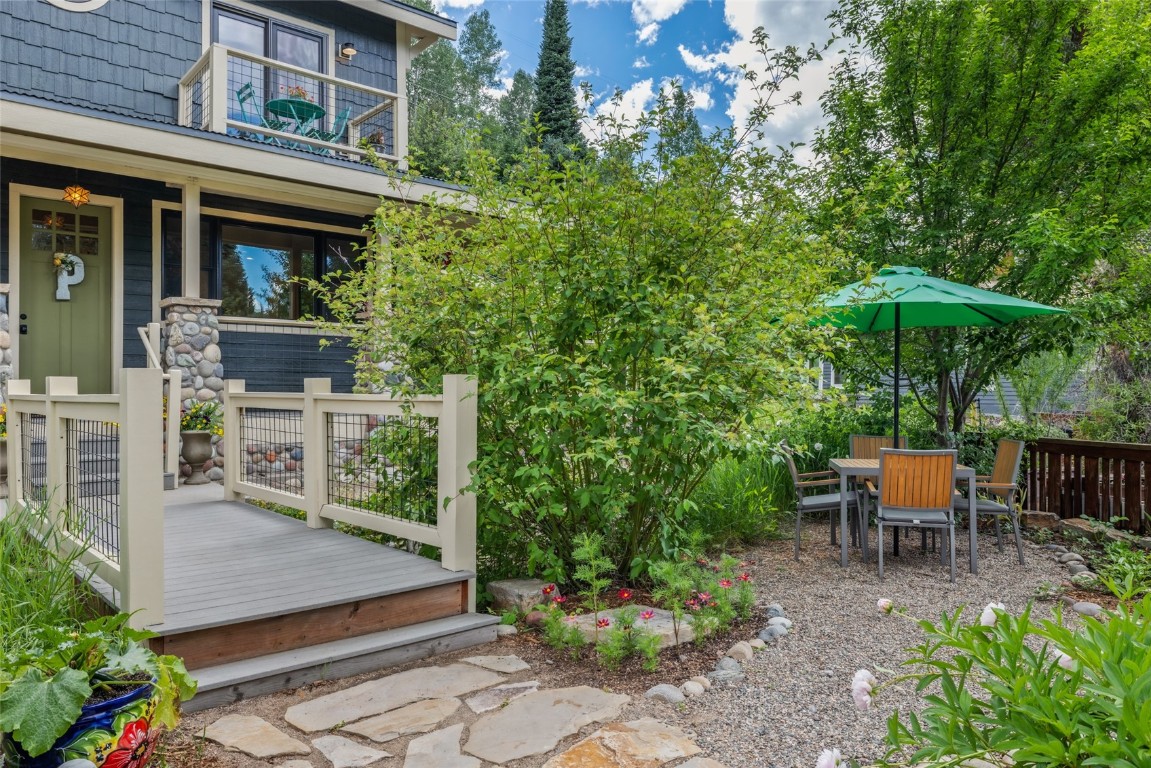 121 Hill Street Property Photo 42