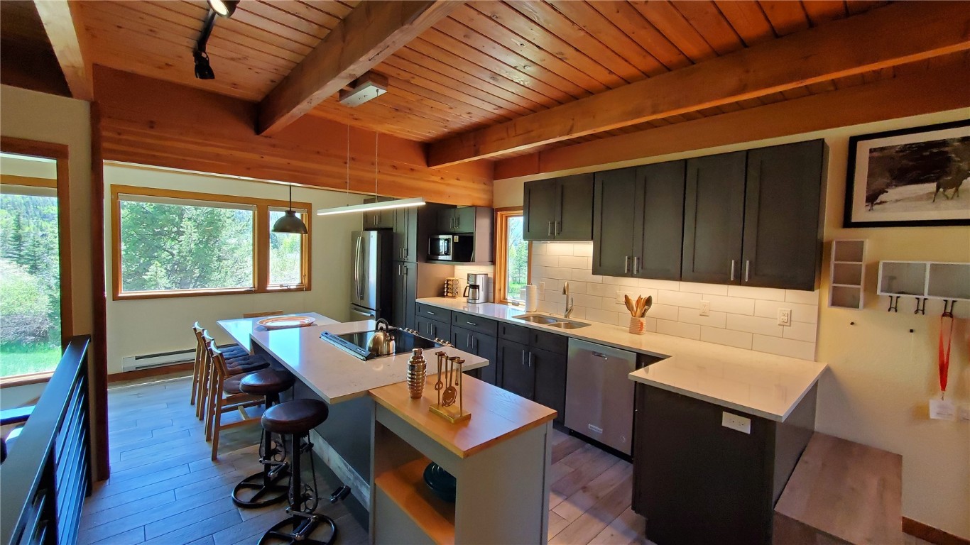 620 Tennis Club Road 1337 Property Photo