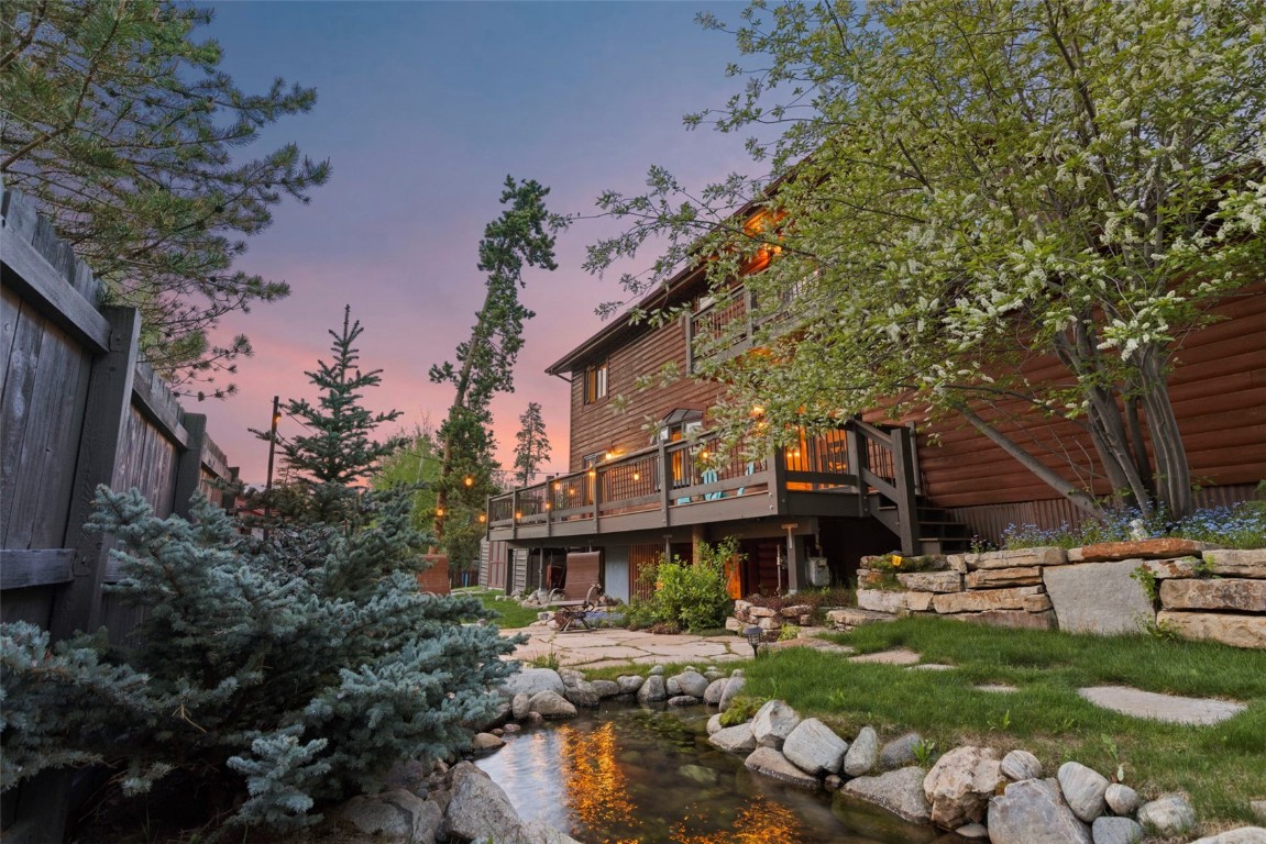 403 Pitkin Street Property Photo