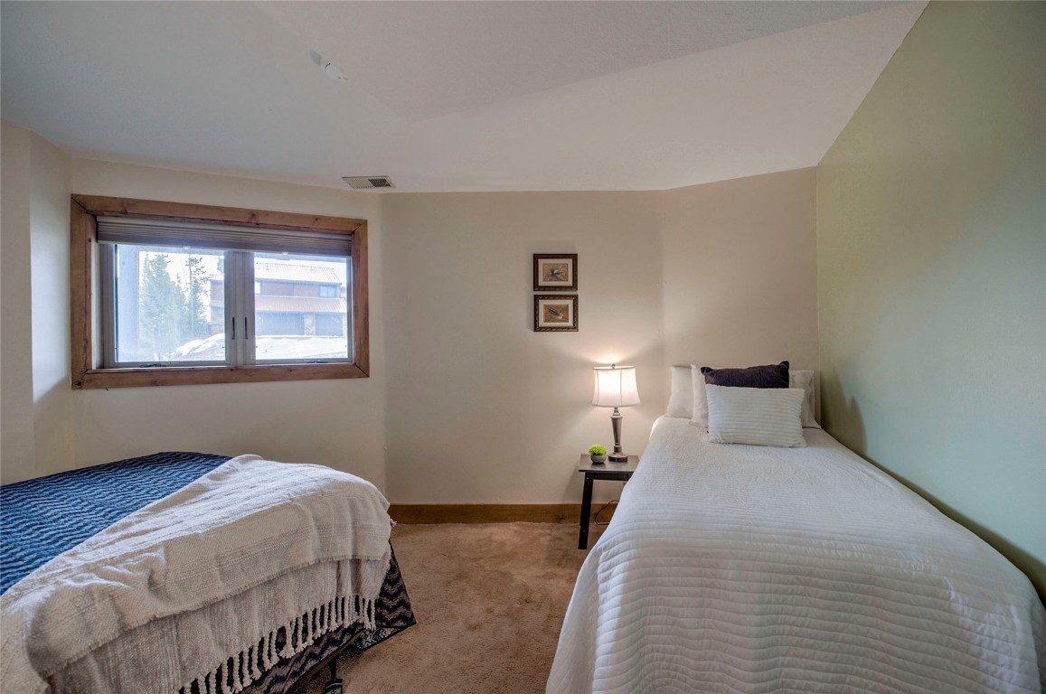 233 Burgundy Circle Property Photo 24
