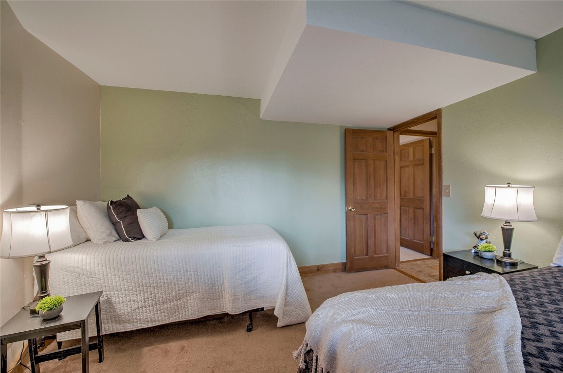 233 Burgundy Circle Property Photo 25