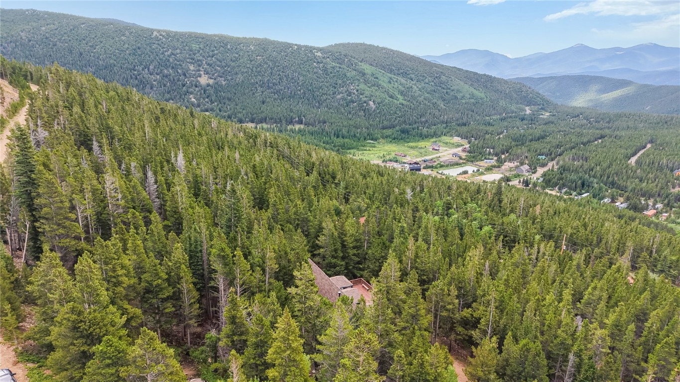 274 Lincoln Drive Property Photo 4