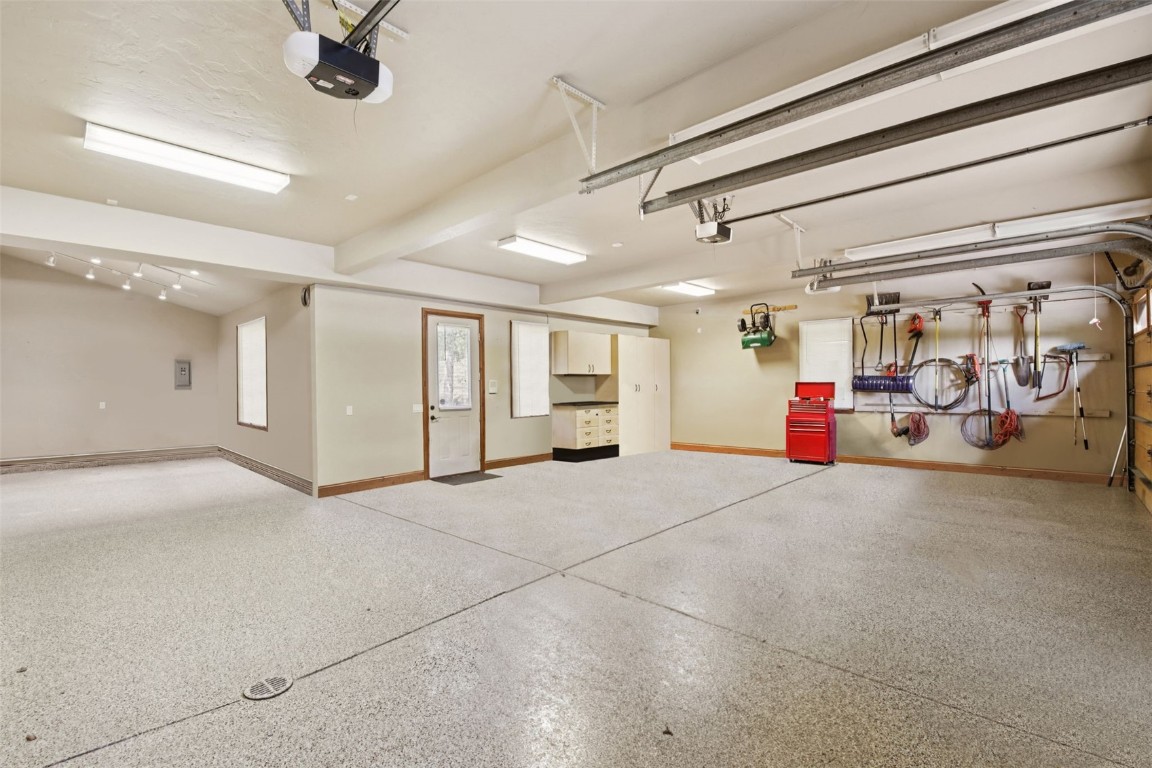 17 James Court Property Photo 19
