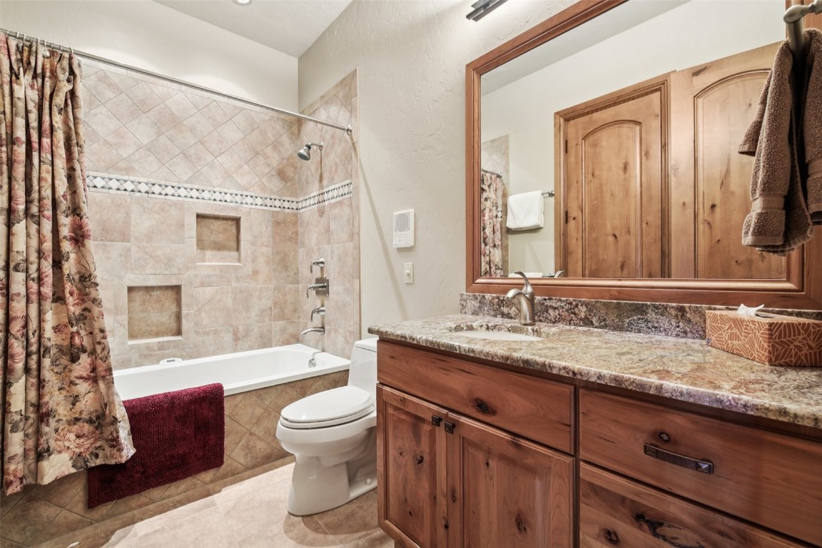 17 James Court Property Photo 36