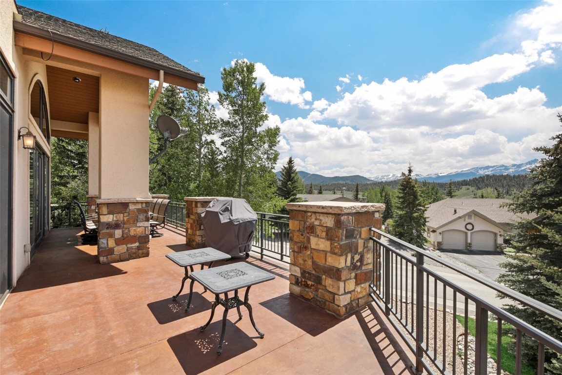 17 James Court Property Photo 43