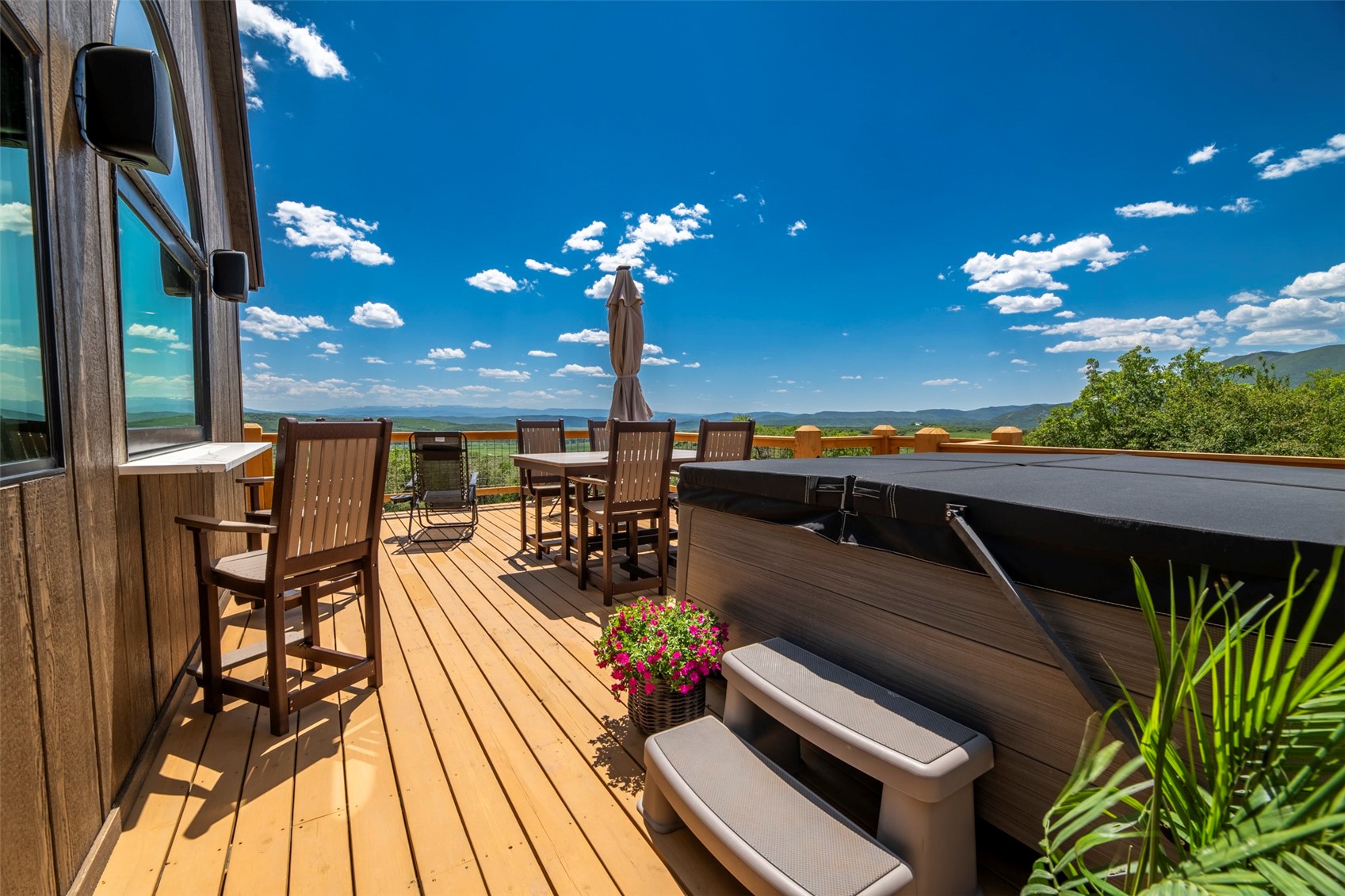 44255 Diamondback Way Property Photo 14