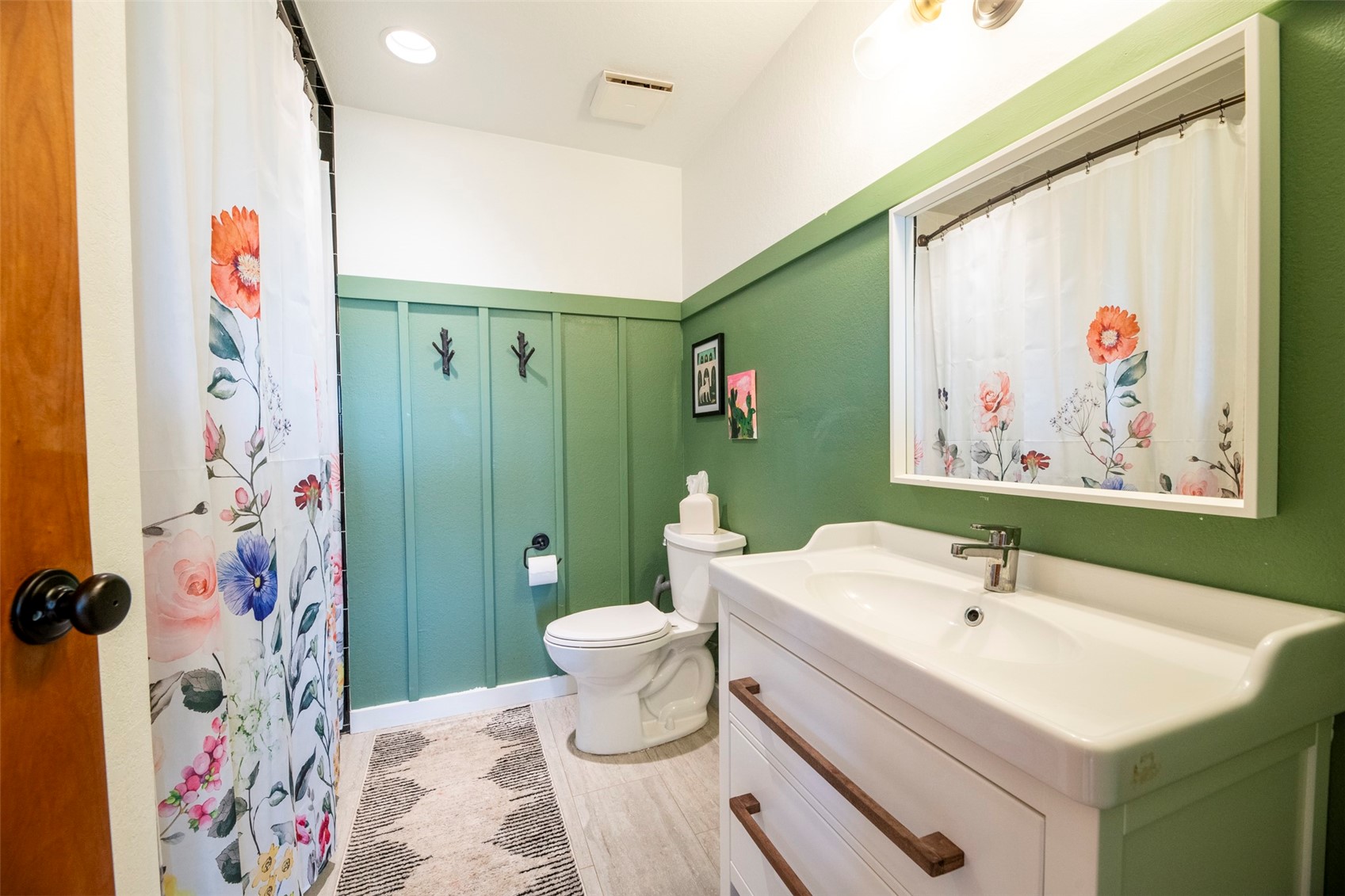 44255 Diamondback Way Property Photo 32