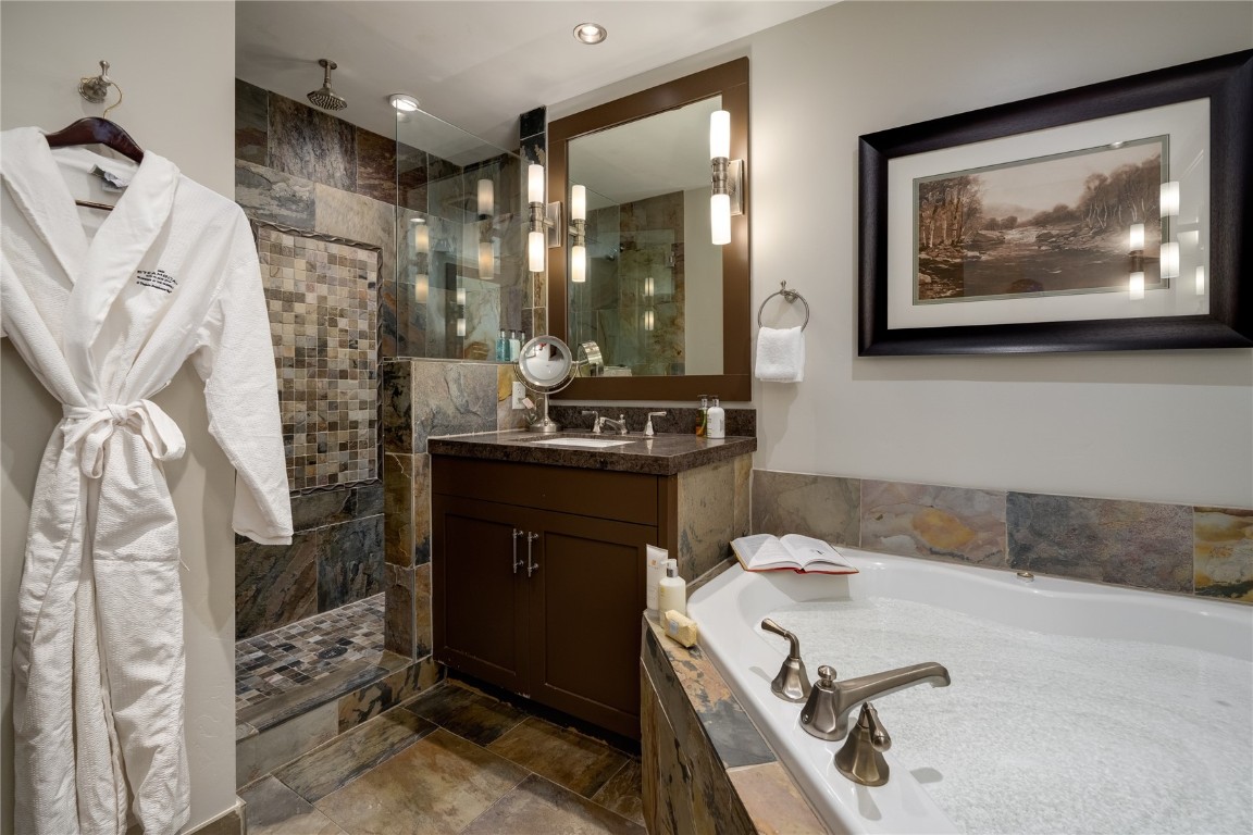 2250 Apres Ski Way Rc-416-i Property Photo 28