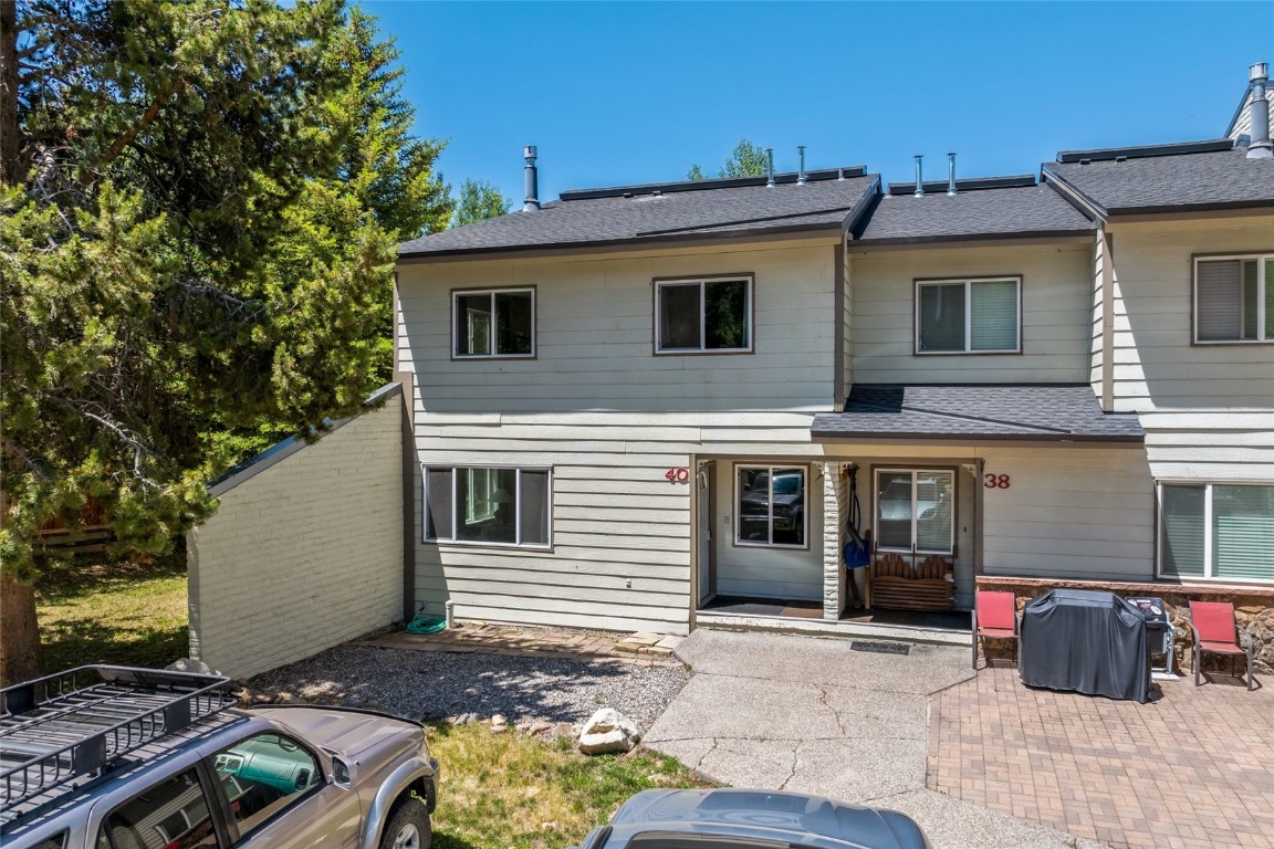 40 Cedar Court Property Photo 1