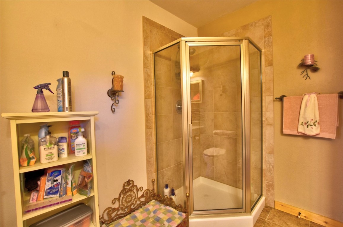 36 Gitche Goone Lane Property Photo 47