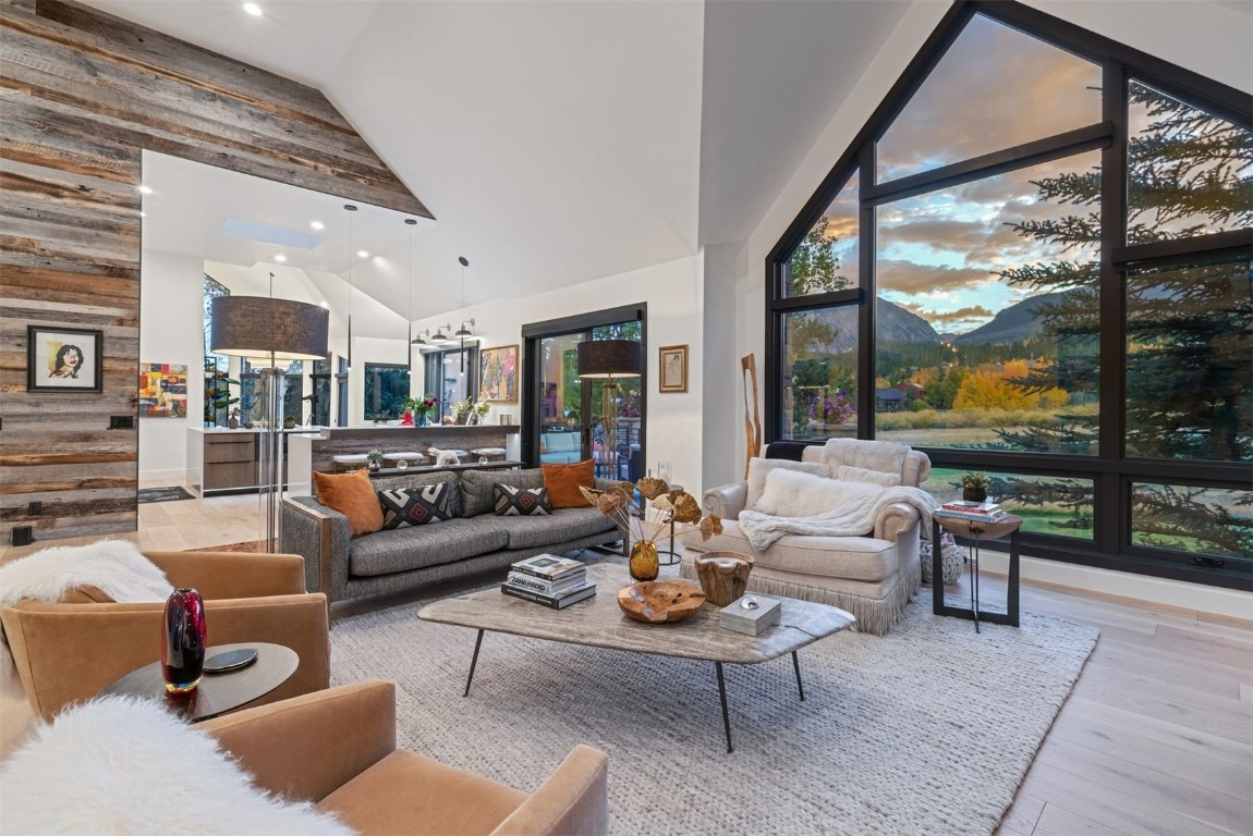 1803 Falcon Drive Property Photo 13