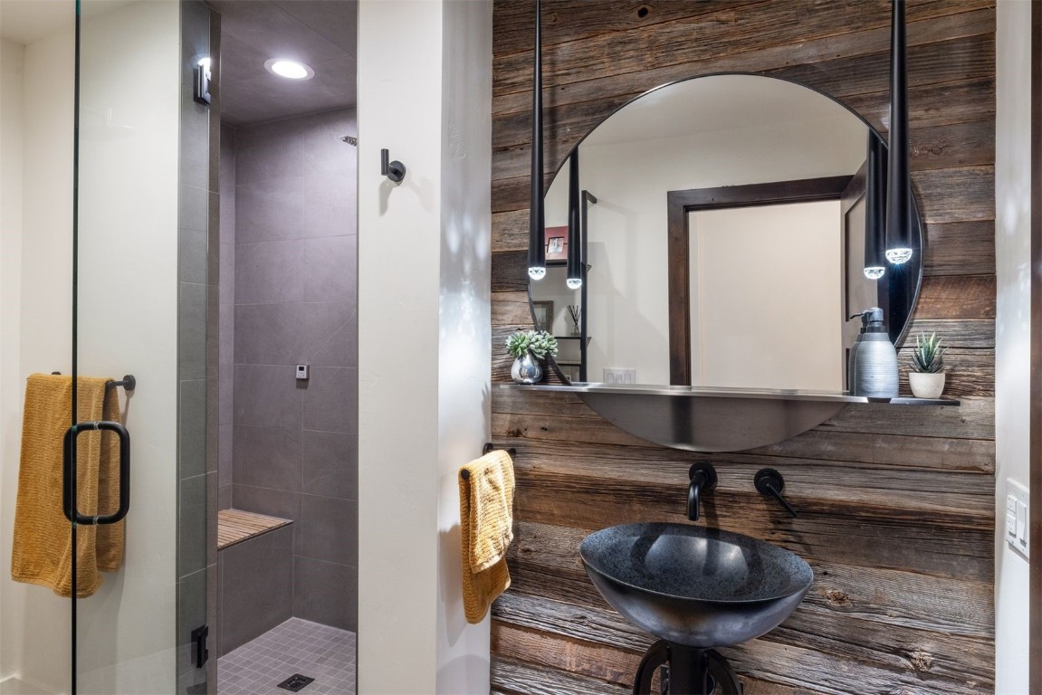 1803 Falcon Drive Property Photo 36