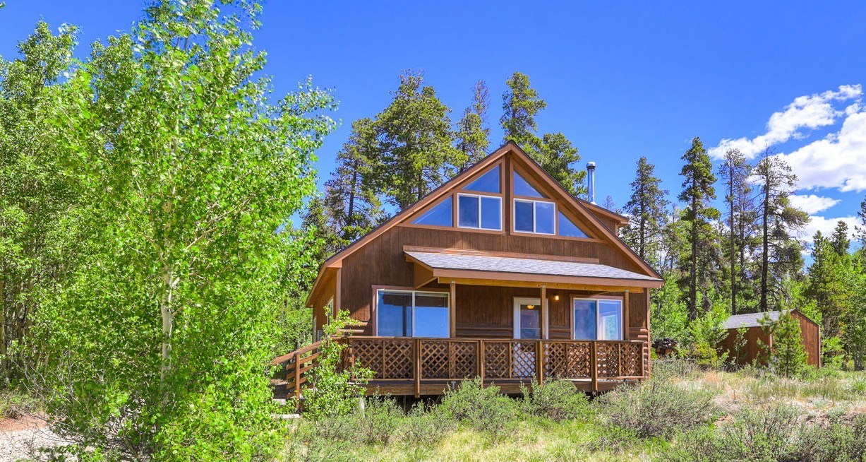 103 Foxtail Court Property Photo 1