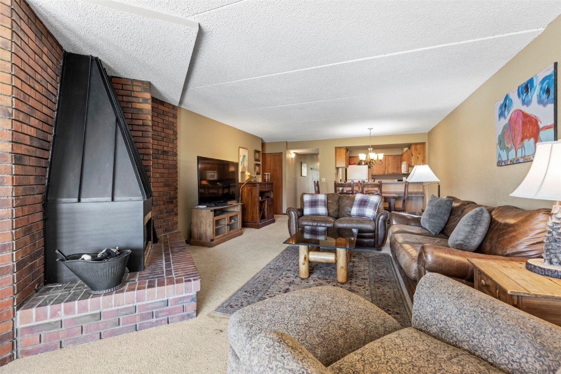 413 W La Bonte Street 102 Property Photo 7