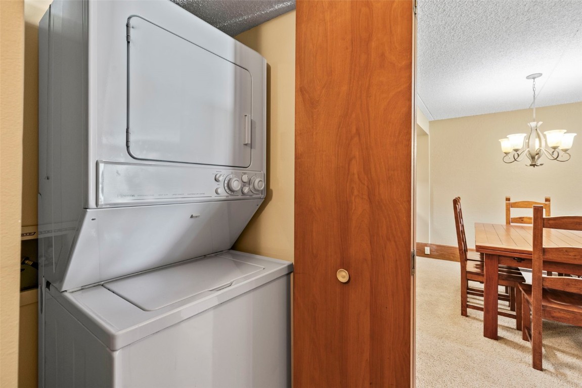 413 W La Bonte Street 102 Property Photo 26