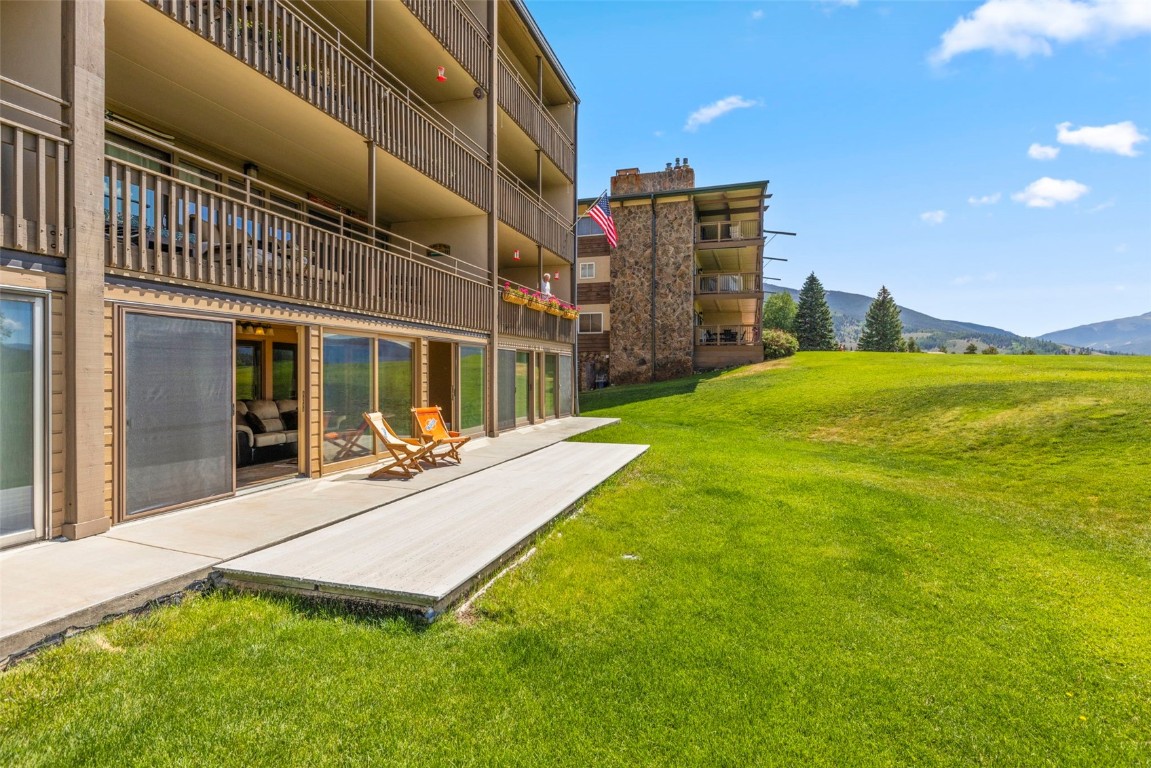 413 W La Bonte Street 102 Property Photo 28