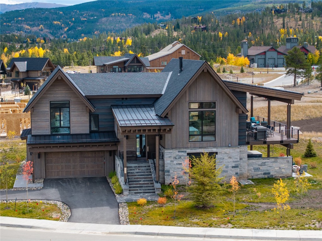 277 Monitor Drive Property Photo 1