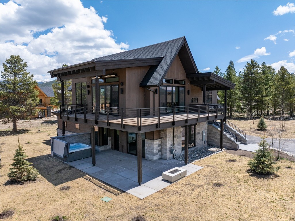 277 Monitor Drive Property Photo 8