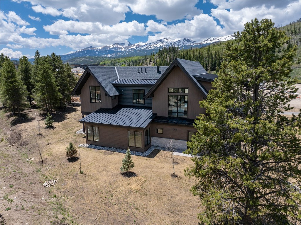 277 Monitor Drive Property Photo 9