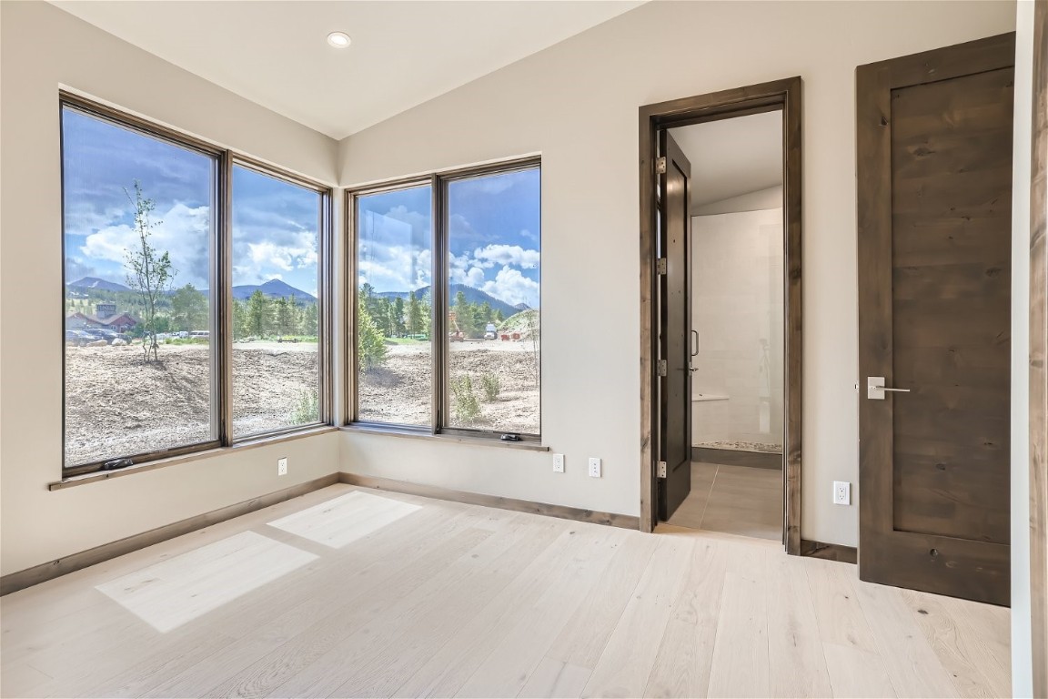 277 Monitor Drive Property Photo 27