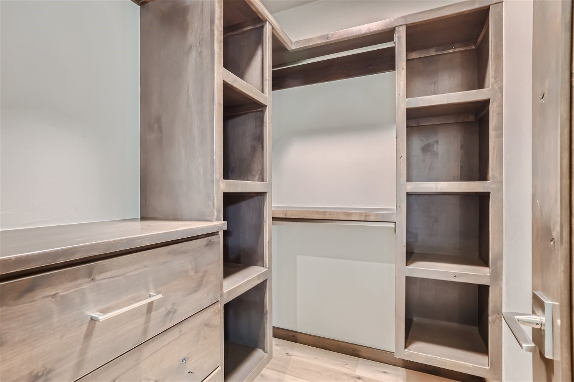 277 Monitor Drive Property Photo 28