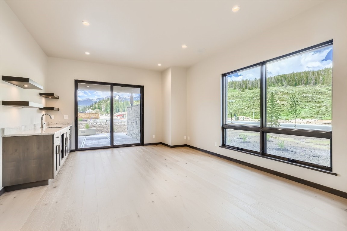 277 Monitor Drive Property Photo 29