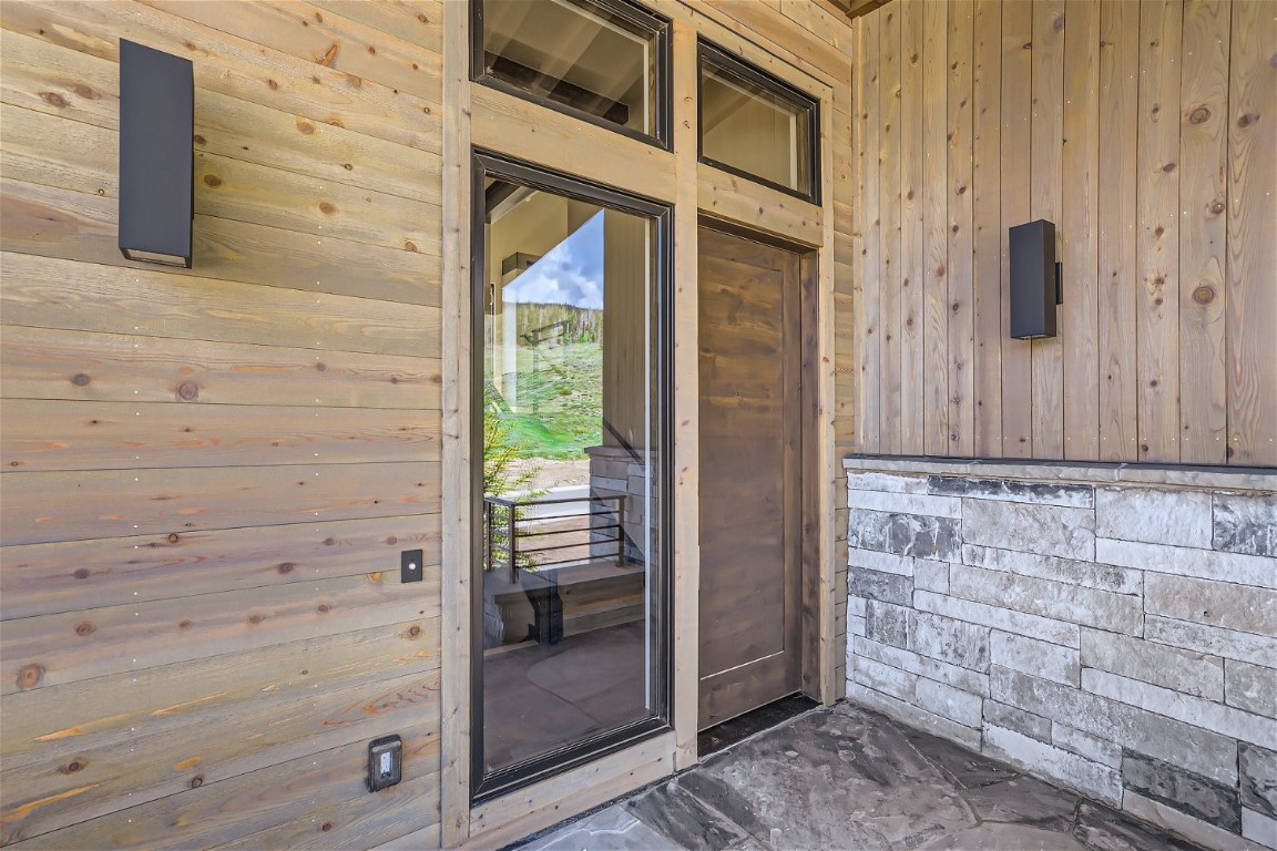 277 Monitor Drive Property Photo 41