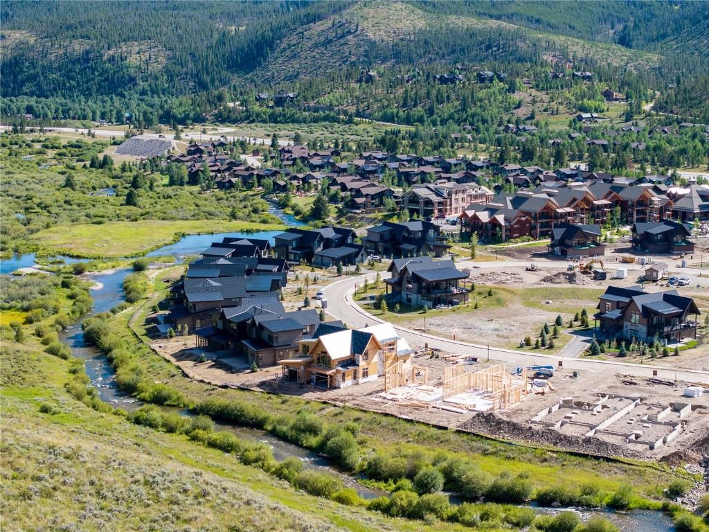 277 Monitor Drive Property Photo 46