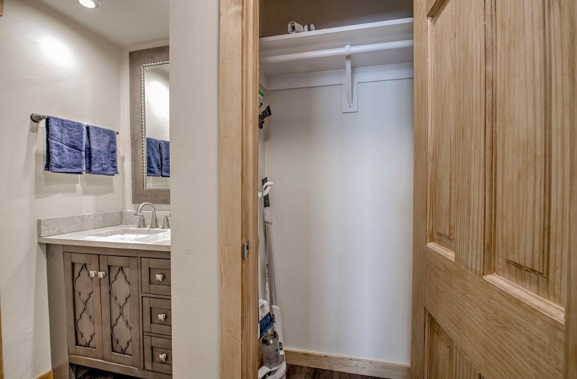 1133 Straight Creek Drive 108 Property Photo 16