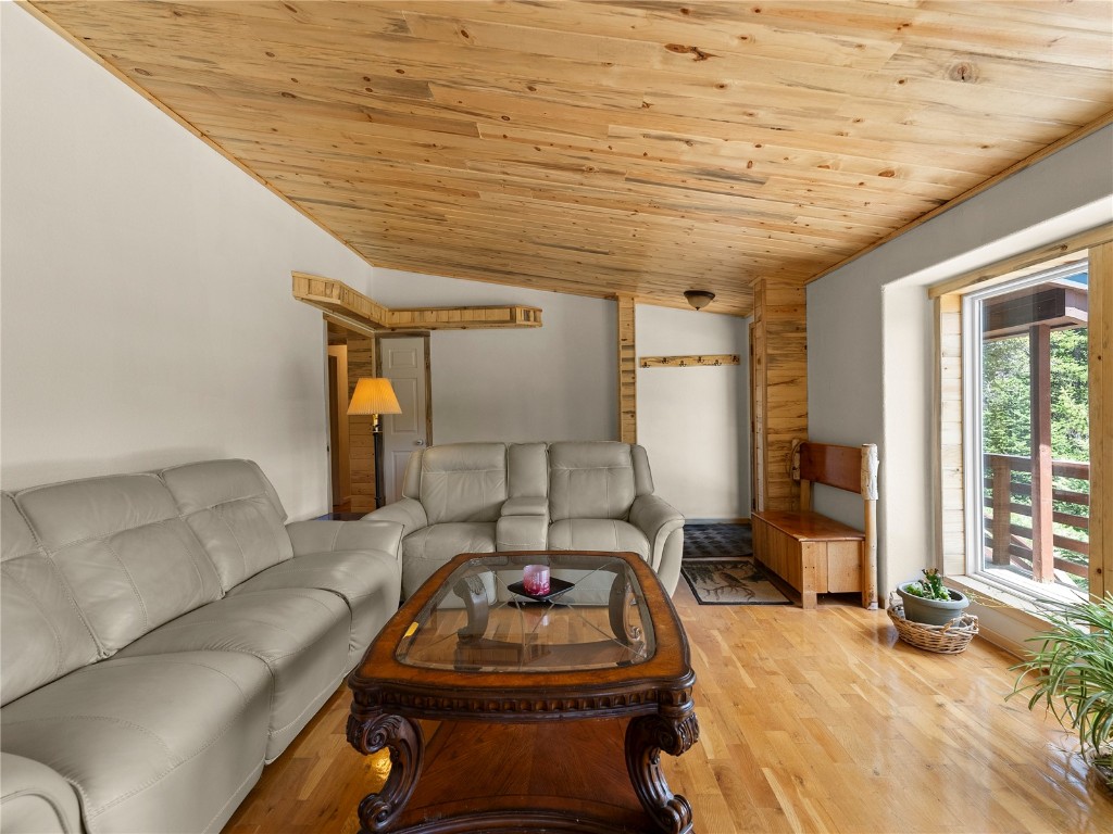 89 Lee Lane Property Photo 8