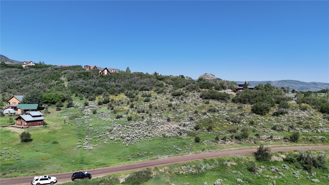 31185 Broken Talon Trail Property Photo 4