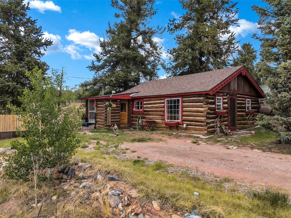 500 Fourth Street Property Photo 1