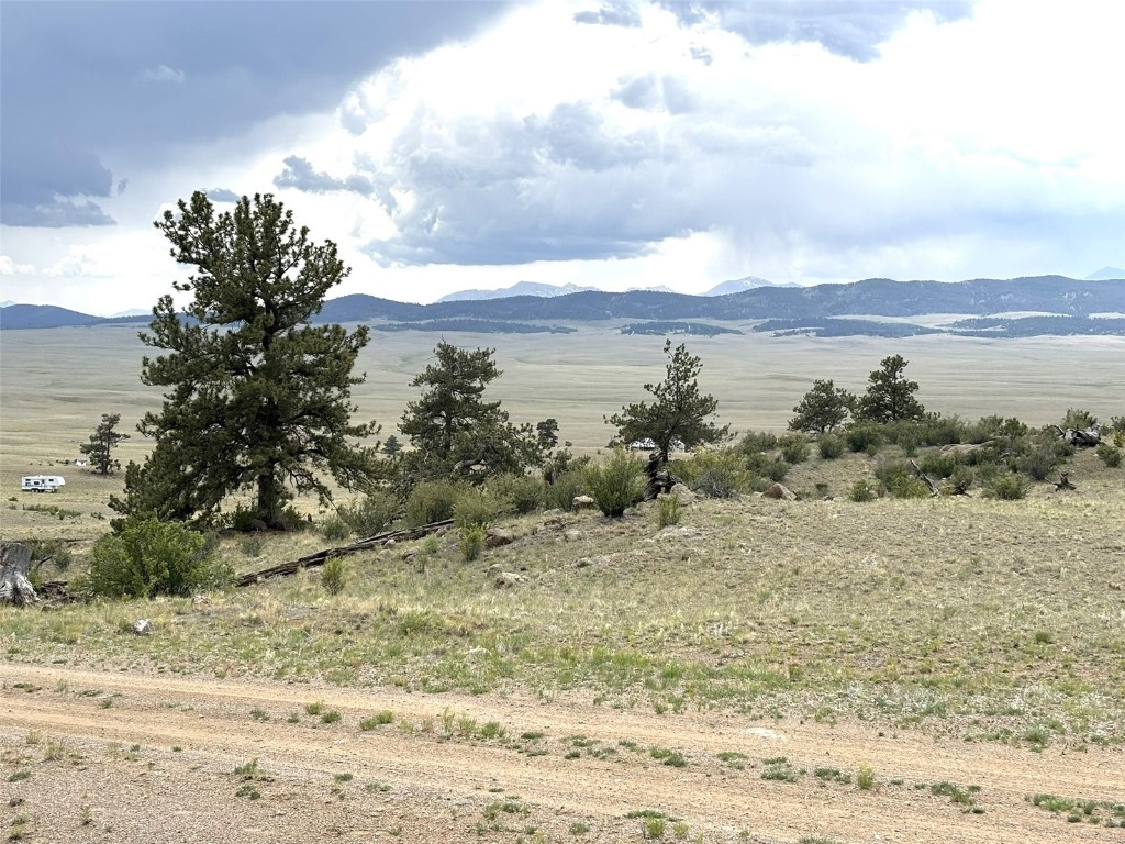1750 Mahican Road Property Photo 1