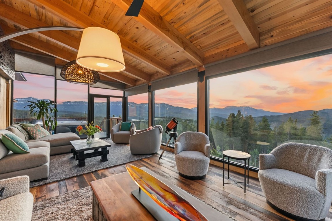 320 Headlight Drive Property Photo 9