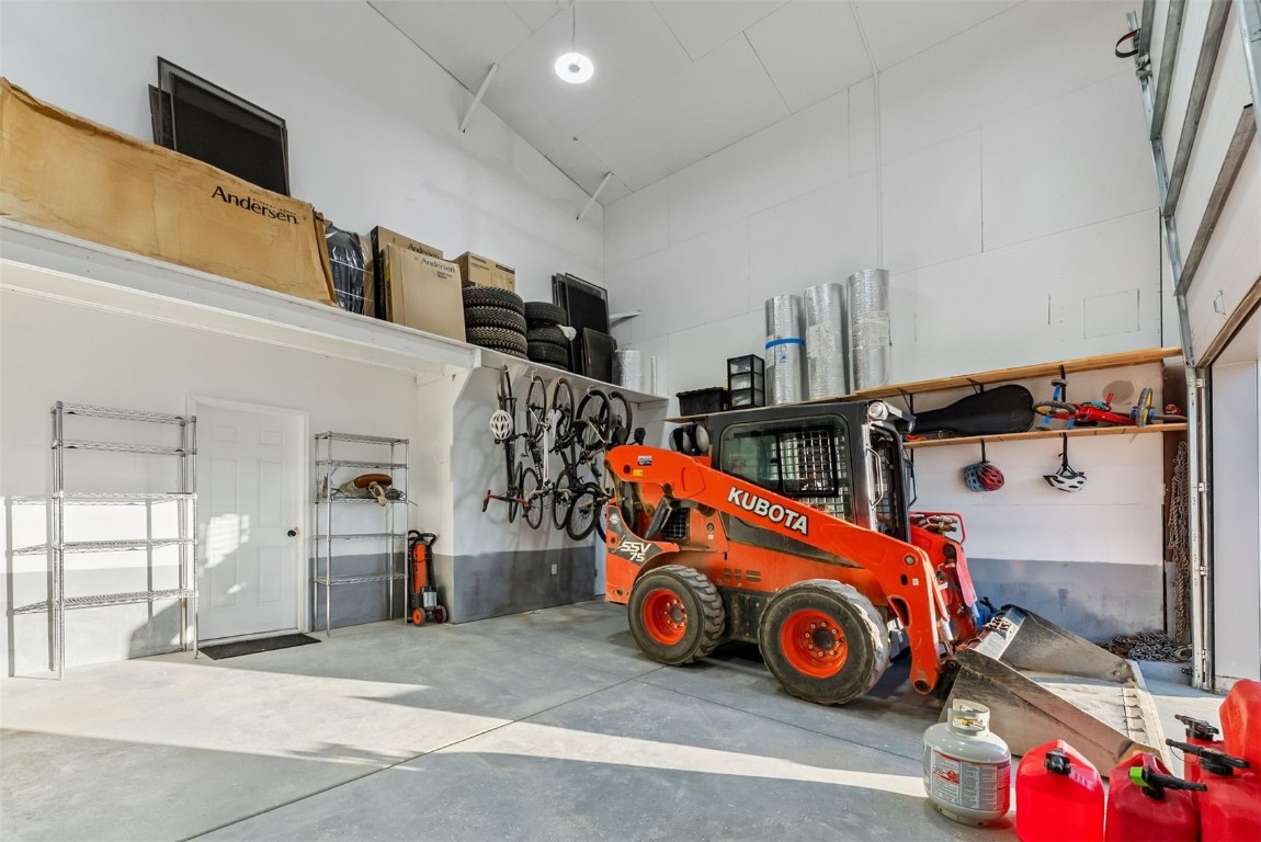 320 Headlight Drive Property Photo 27