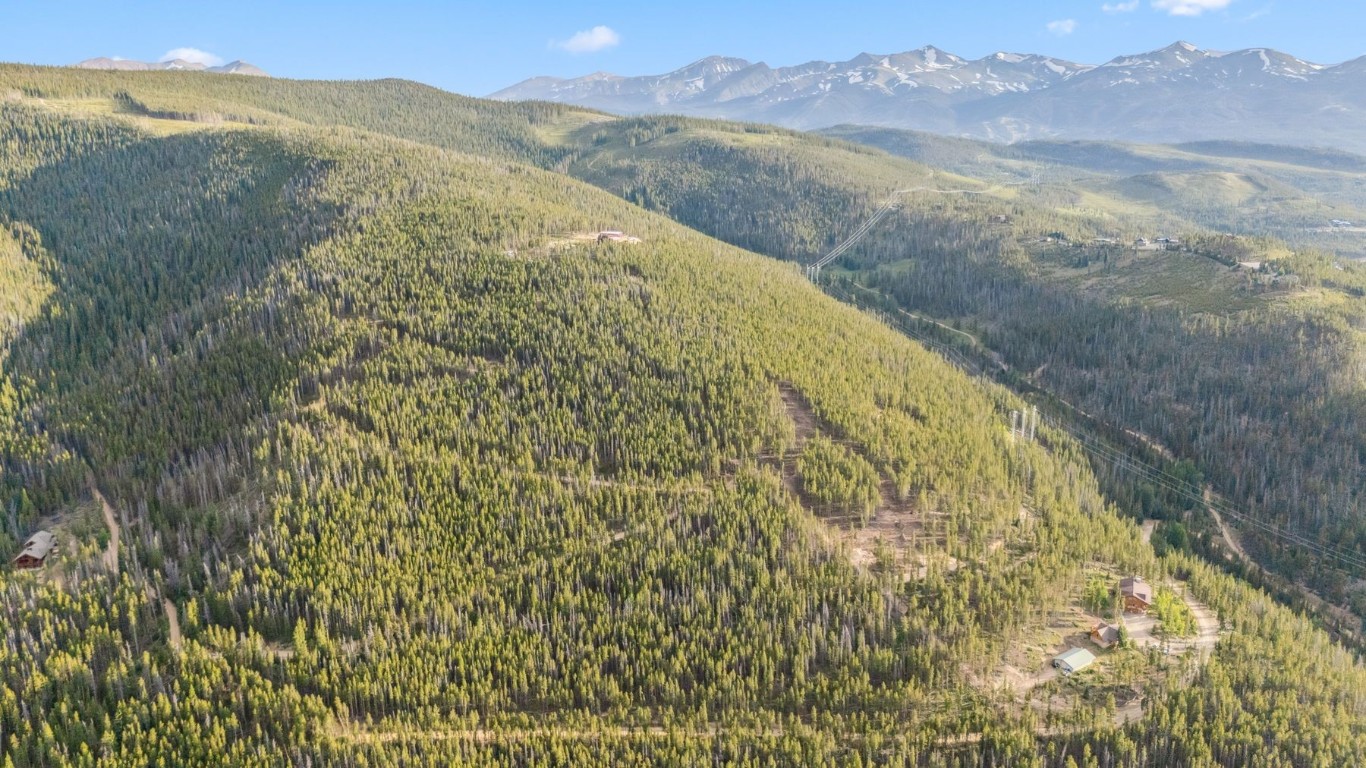 320 Headlight Drive Property Photo 32