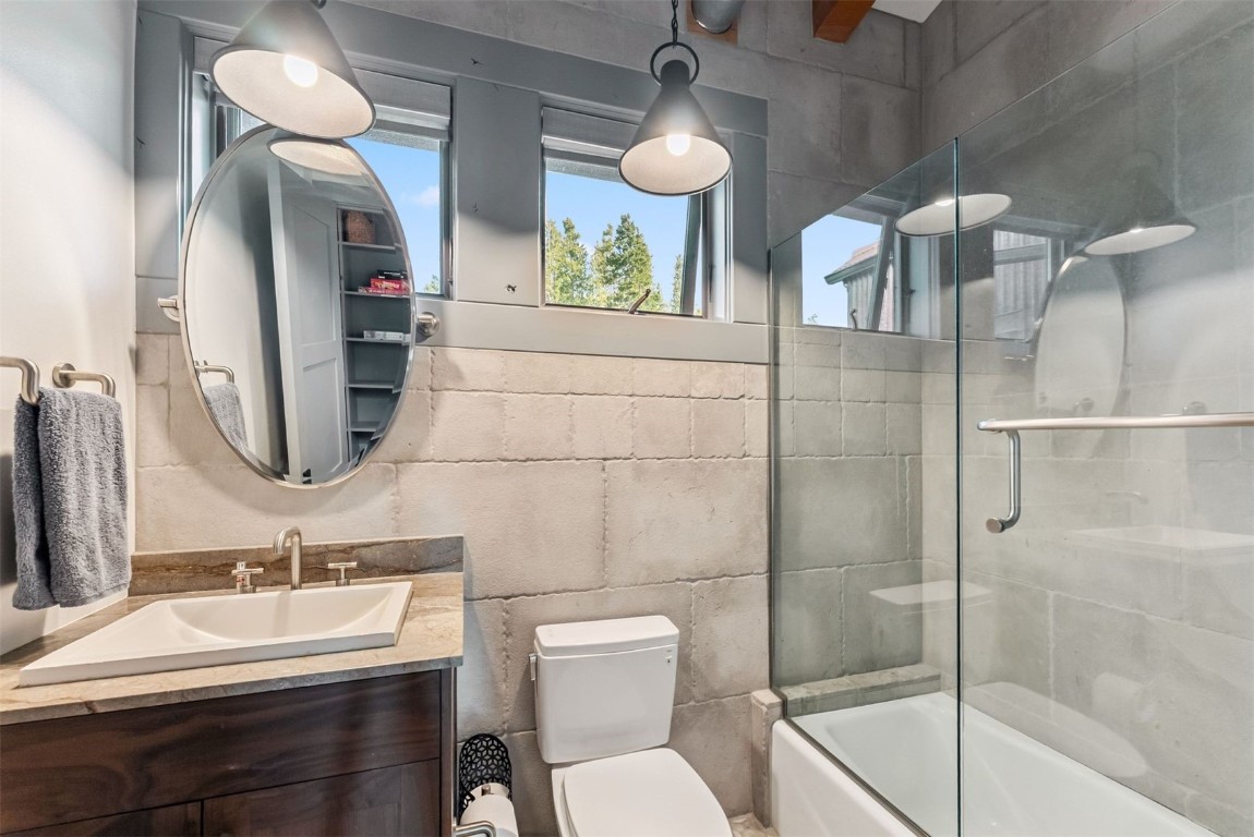 320 Headlight Drive Property Photo 39