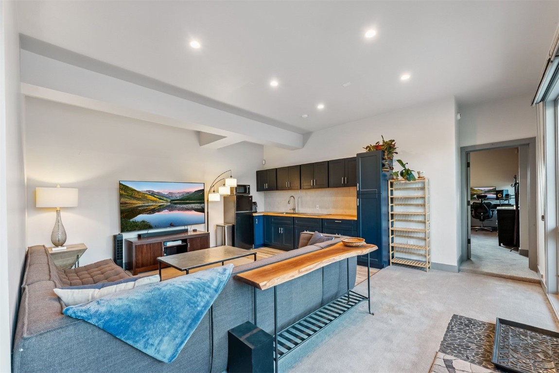 320 Headlight Drive Property Photo 44