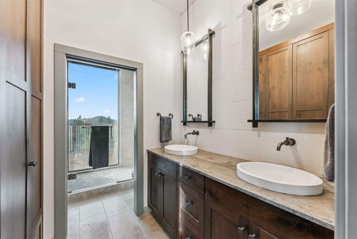 320 Headlight Drive Property Photo 48