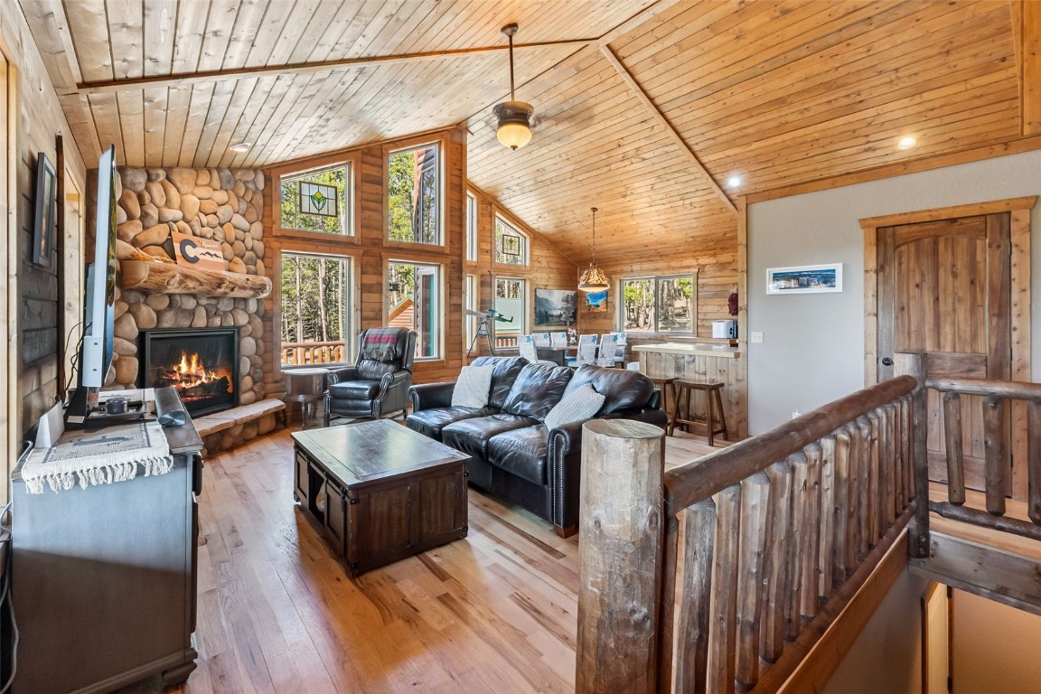 889 Venture Road Property Photo 5