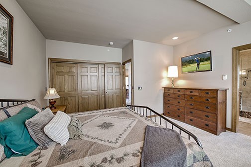 219 Wheeler Place 18 Property Photo 23