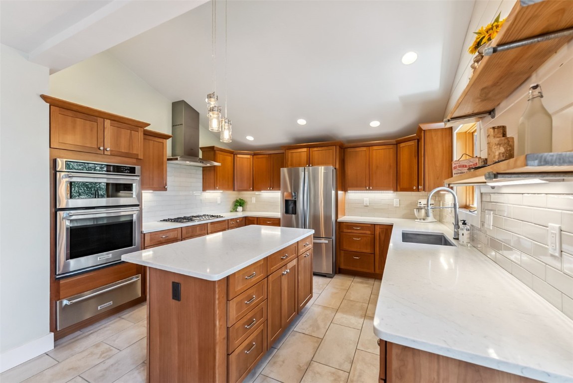 182 Idlewild Drive Property Photo 4