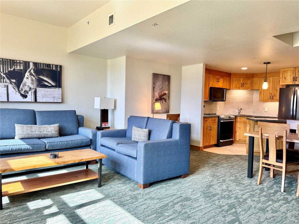 2300 Mount Werner Circle 631 Property Photo 2